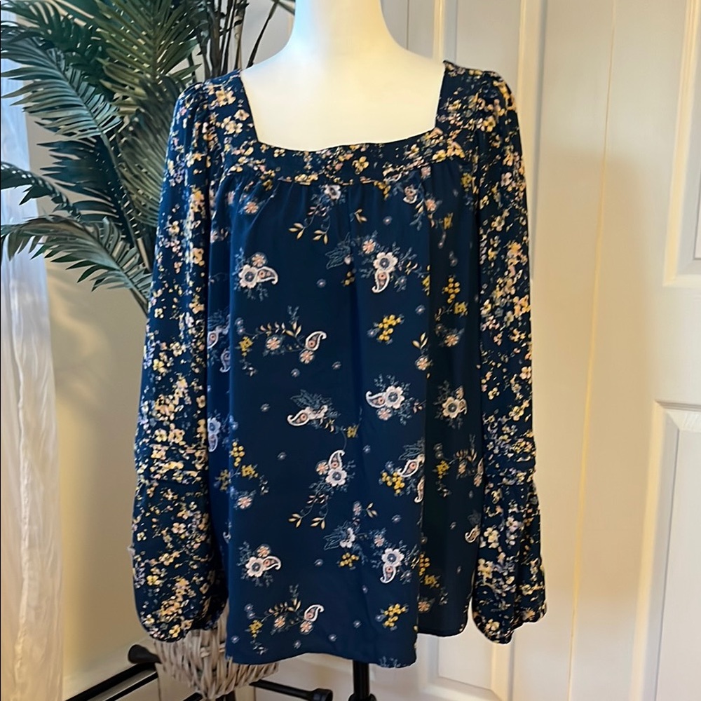 LC Lauren Conrad, XL, Floral Blue Women's Top